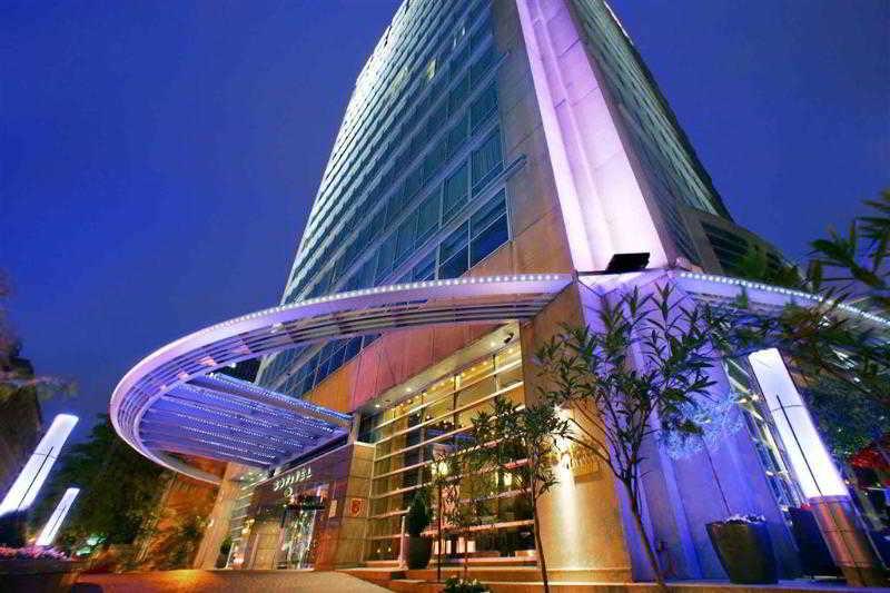 Sofitel Montreal Golden Mile Hotel Exterior photo